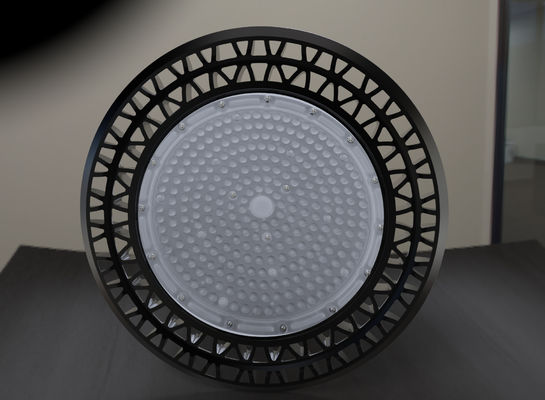 SMD3030 UFO High Bay Light Die Castign Al Black Shell Revestimiento de polvo resistente a la corrosión