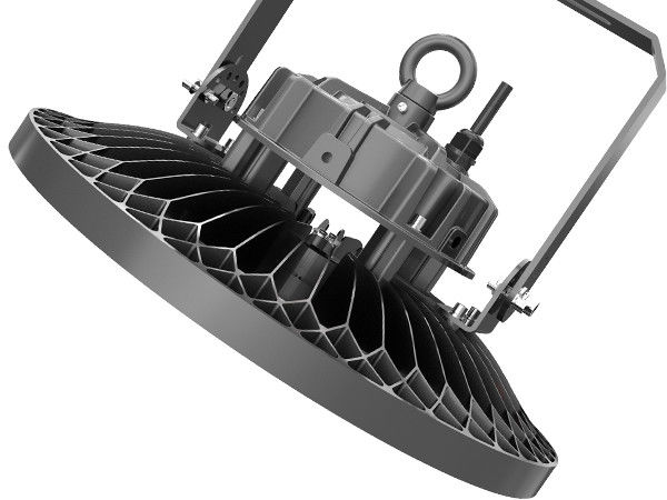 El diseño innovador de la alta lámpara de la bahía del UFO de DUALRAYS HB4 con la D-marca enchufable del sensor de movimiento enumeró el modelo de Europa